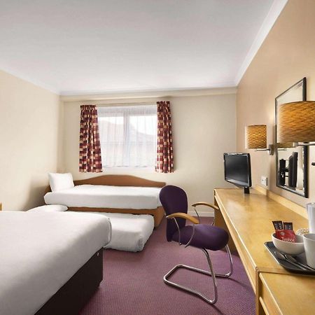 Days Inn Hamilton Zewnętrze zdjęcie