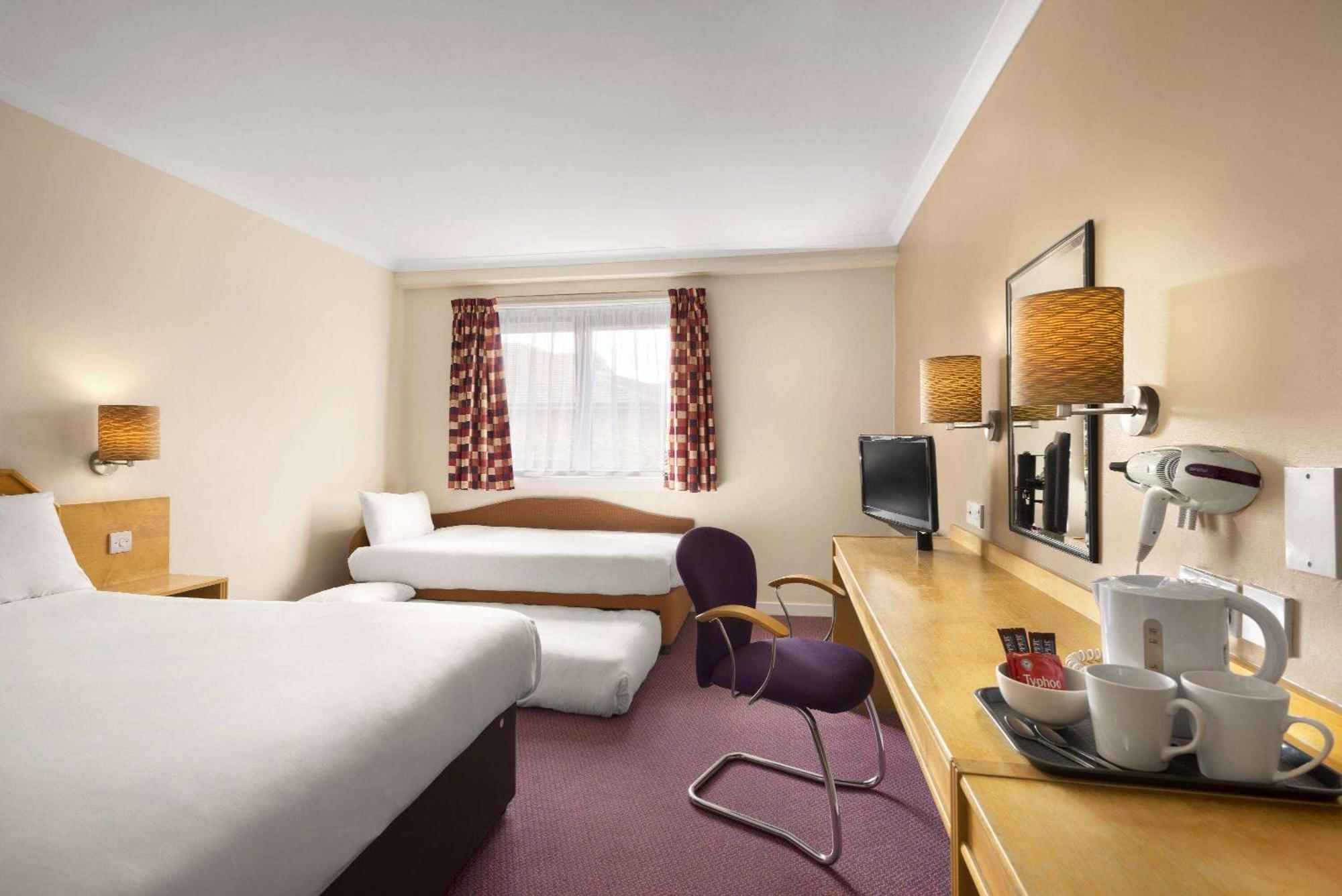 Days Inn Hamilton Zewnętrze zdjęcie