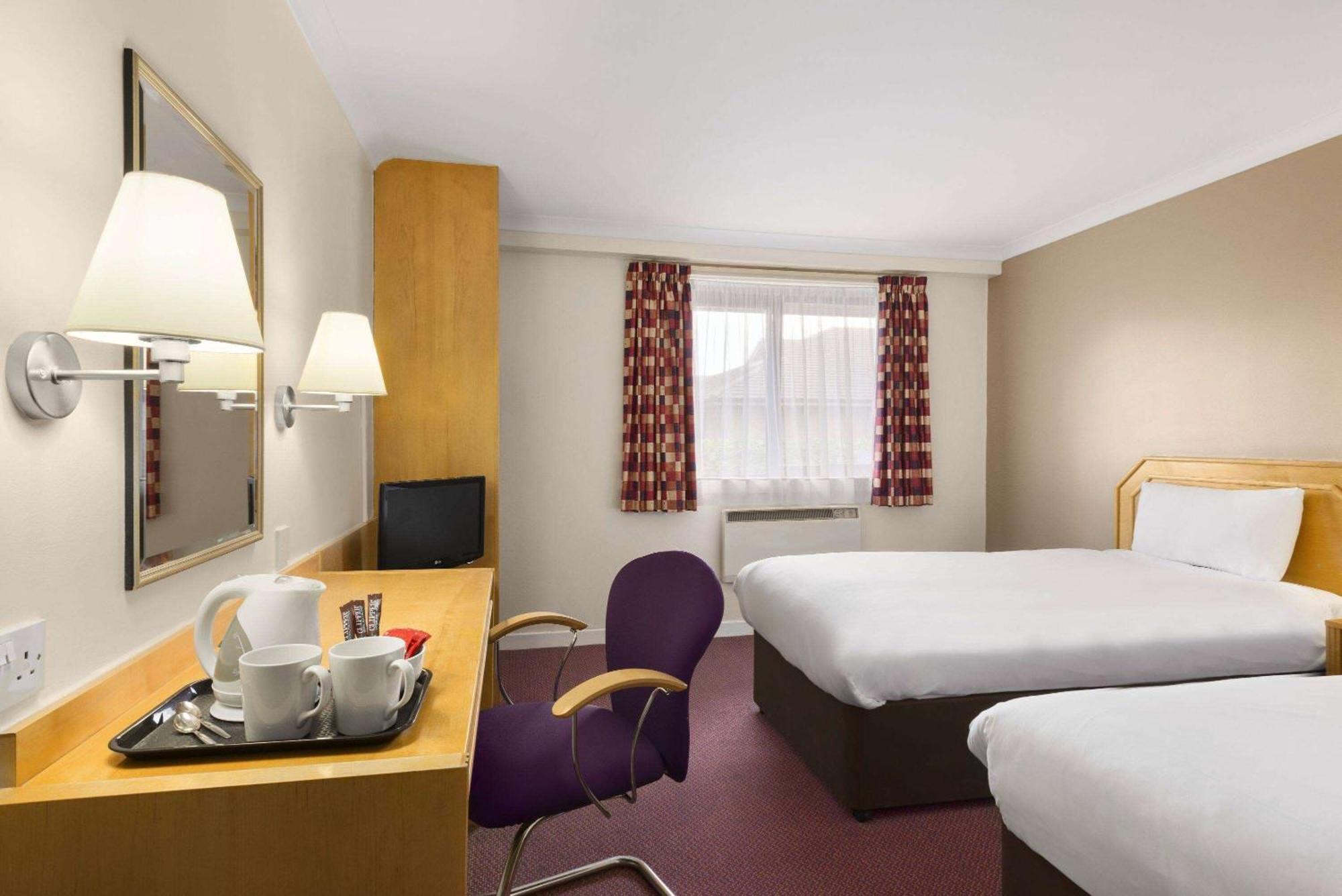 Days Inn Hamilton Zewnętrze zdjęcie